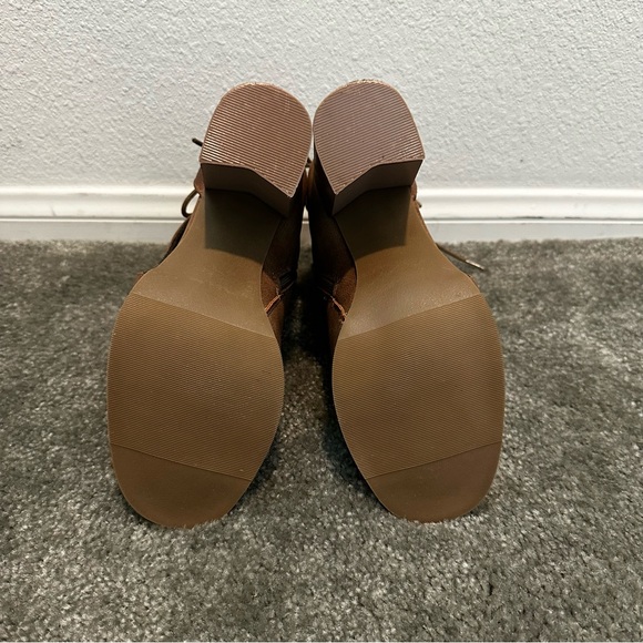 Sugar Brown Lace-Up Peep Toe Ankle Booties- Size 8 - Picture 8 of 9